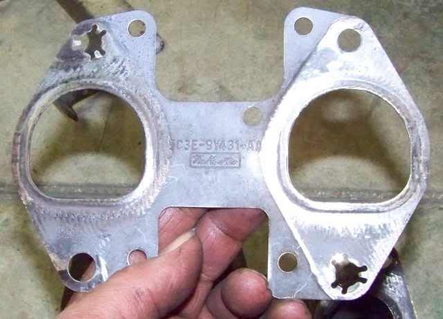 Installing Exhaust Manifold Gasket Backuperarrow how-to-replace-an-exhaust-manifold-gasket-chevy-350-youtube